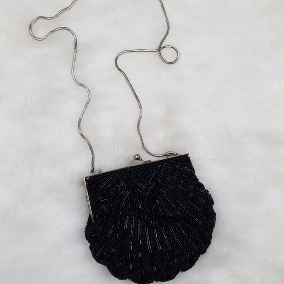 Handbags - Vintage Black Beaded Seashell Purse